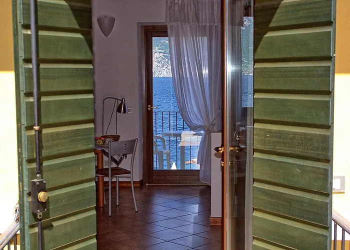 Apartment La Caletta Bolognese Brenzone sul Garda
